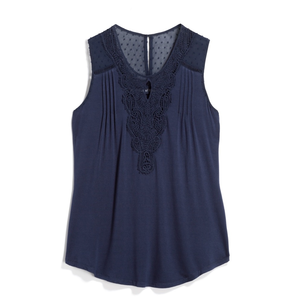 Ranella Crochet front keyhole knit top